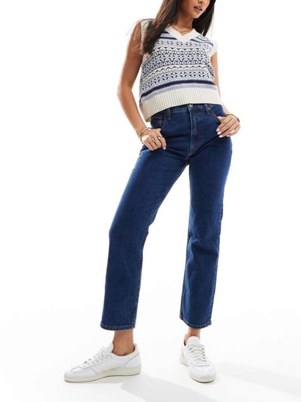 A&F Ultra High Rise Ankle Straight - long